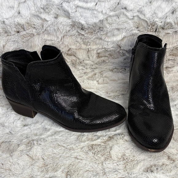 Lucky Brand Shoes - Lucky Brand Bittany Shiny Black Ankle Booties. Possibly Snake or Lizard Print. 7